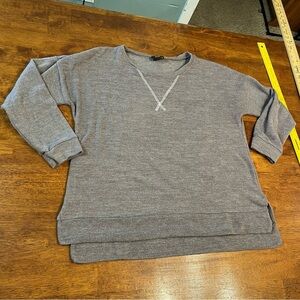 Byrdie Women’s dark gray pullover sweatshirt thick blouse size large